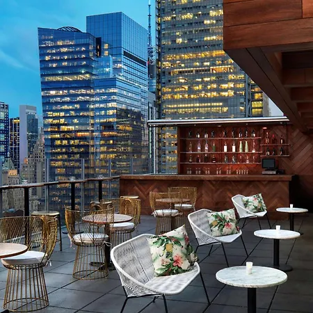 Doubletree By Hilton New York Times Square West Hotel